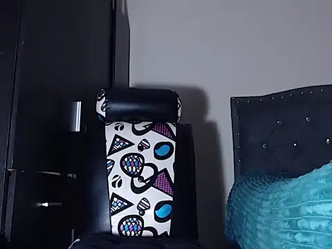 Owenferrara online show from December 17, 2025, 10:15 pm