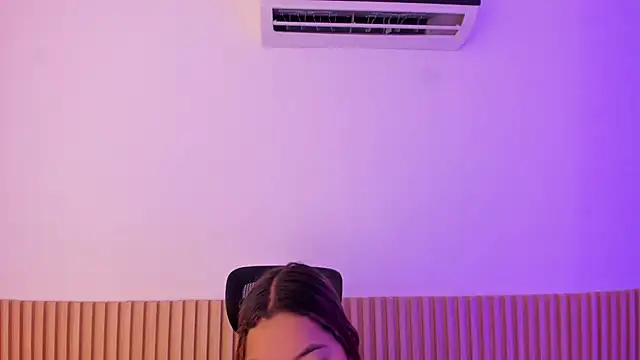 OliviaSweett online show from September 14, 2025, 6:41 pm