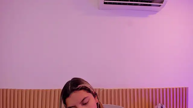OliviaSweett online show from June 27, 2026, 7:42 pm