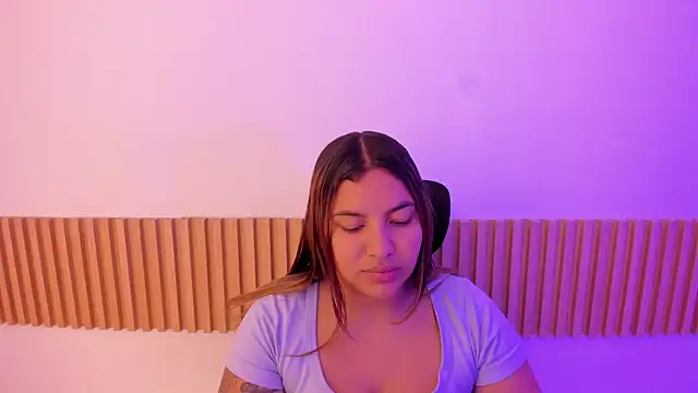 OliviaSweett online show from October 21, 2025, 7:02 pm