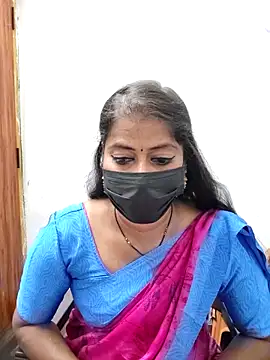 Snapshot of tamil_Sigappu_Roja chatting on May 20, 2026, 2:19 am tamil Sigappu Roja online show from May 20, 2026, 2:19 am