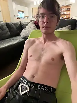 Hungboxer69 online show from November 5, 2025, 3:20 am