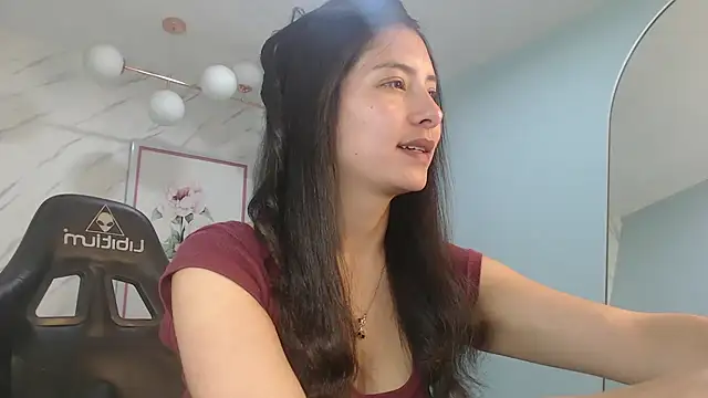 victoria hernandez t  online show from July 2, 2026, 1:17 pm