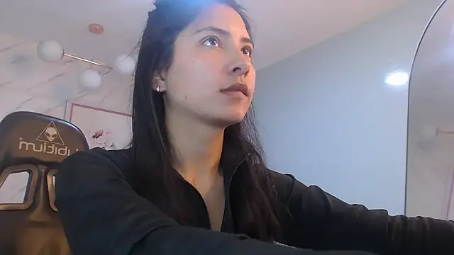 victoria hernandez t  online show from March 20, 2026, 2:18 pm