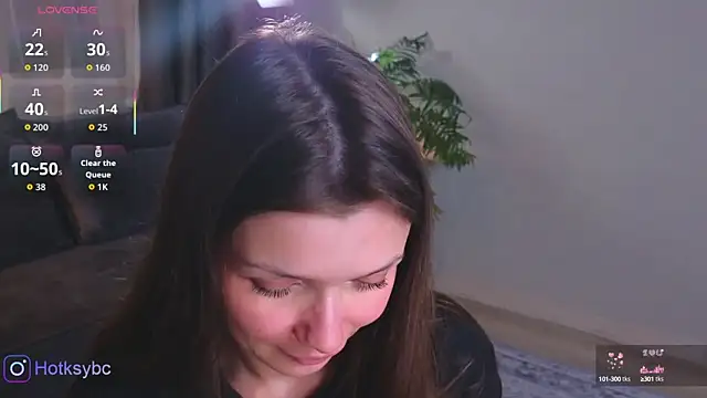 Hot ksy online show from September 22, 2025, 6:47 pm