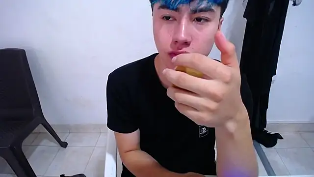 AlexanderCollman online show from October 17, 2025, 7:04 pm