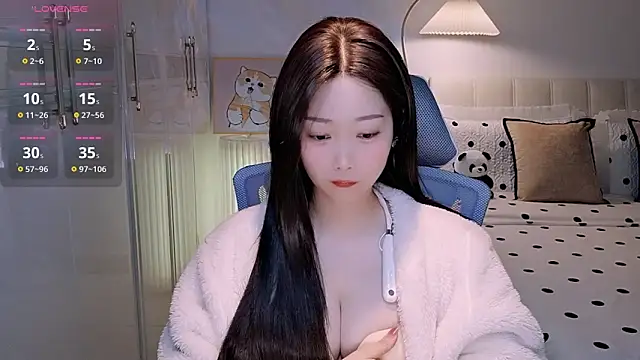 Xiaotantan-99 online show from February 5, 2026, 7:32 pm