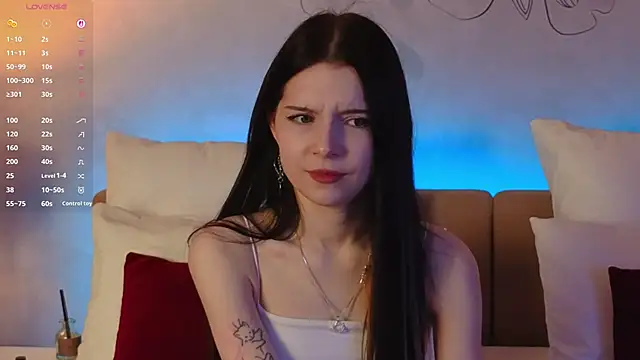 Angel  Rosse online show from April 15, 2026, 5:50 pm