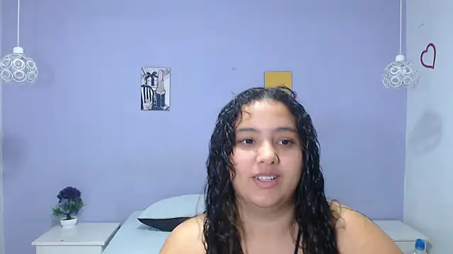 penelope gucci1 online show from November 7, 2025, 11:59 am