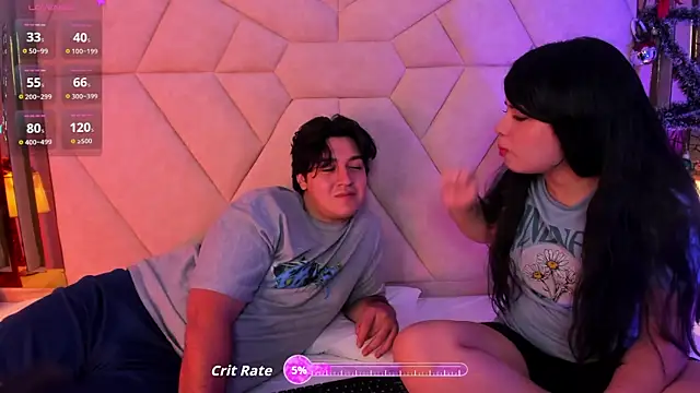 EmilyANDrew  online show from December 16, 2025, 5:22 am