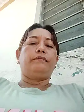 marinita13 online show from March 1, 2026, 5:57 pm