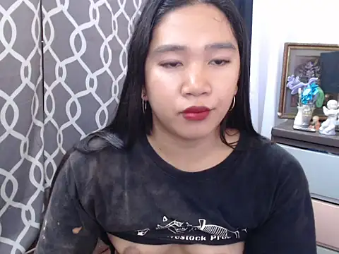 Snapshot of slut_clio chatting on September 25, 2025, 3:45 am slut clio online show from September 25, 2025, 3:45 am