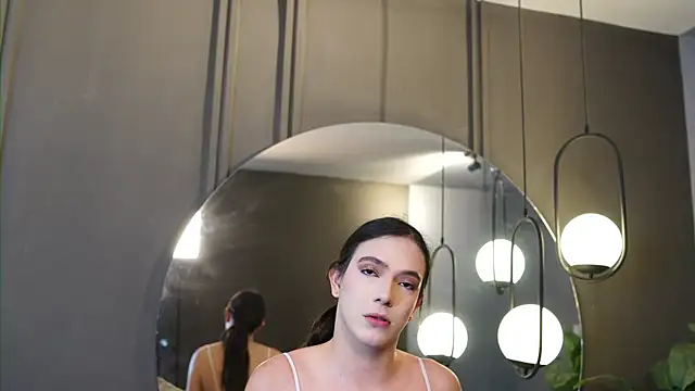Ariaa Isabell online show from July 15, 2026, 6:37 pm