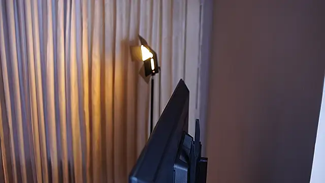 Ariaa Isabell online show from October 8, 2025, 6:19 pm