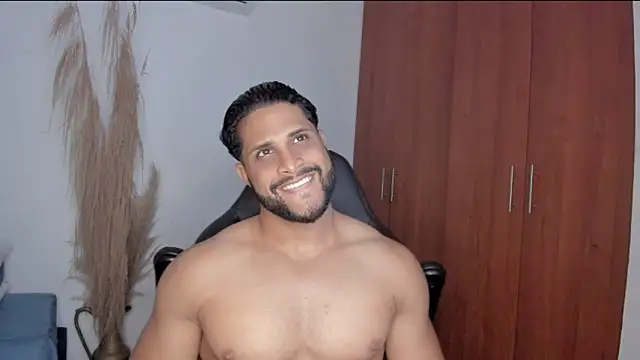 Pier Simons online show from April 4, 2026, 6:53 am