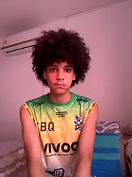 Max Rain online show from December 3, 2025, 12:15 pm