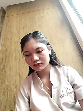Snapshot of Duyen02 chatting on October 2, 2025, 3:10 am Duyen02 online show from October 2, 2025, 3:10 am