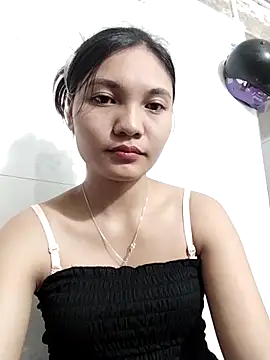 Snapshot of Duyen02 chatting on September 18, 2025, 5:27 pm Duyen02 online show from September 18, 2025, 5:27 pm