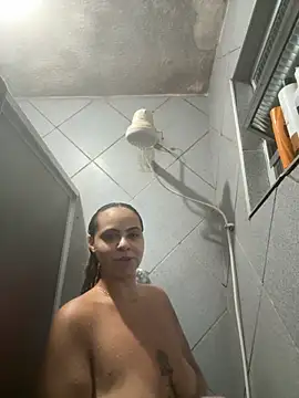 Snapshot of Chloe_Leaozinho chatting on November 22, 2025, 11:36 pm Chloe Leaozinho online show from November 22, 2025, 11:36 pm