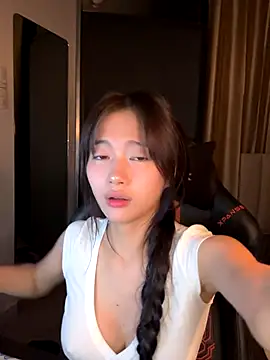  Meimeibaby  online show from December 16, 2025, 11:03 am