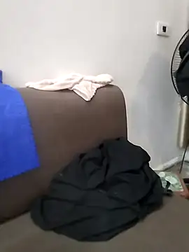 Tiyir597 online show from April 3, 2026, 2:01 pm