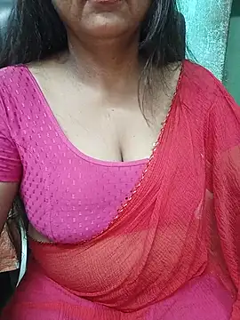 Snapshot of Bhanu-Sharma chatting on August 3, 2026, 4:53 am Bhanu-Sharma online show from August 3, 2026, 4:53 am