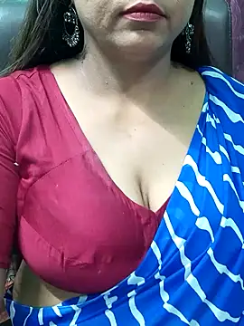 Snapshot of Bhanu-Sharma chatting on July 14, 2026, 5:23 am Bhanu-Sharma online show from July 14, 2026, 5:23 am