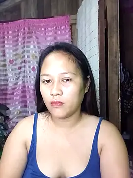 Snapshot of pretty_me092121 chatting on February 8, 2026, 5:54 pm pretty me092121 online show from February 8, 2026, 5:54 pm