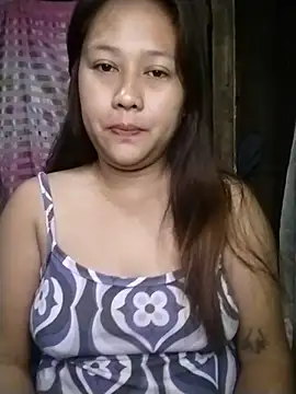 Snapshot of pretty_me092121 chatting on August 3, 2026, 6:47 pm pretty me092121 online show from August 3, 2026, 6:47 pm