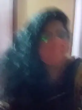 Snapshot of Jessi_25 chatting on February 6, 2026, 5:53 pm Jessi 25 online show from February 6, 2026, 5:53 pm