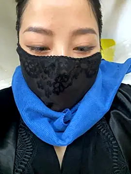 xiao-mo520 online show from November 6, 2025, 10:41 am