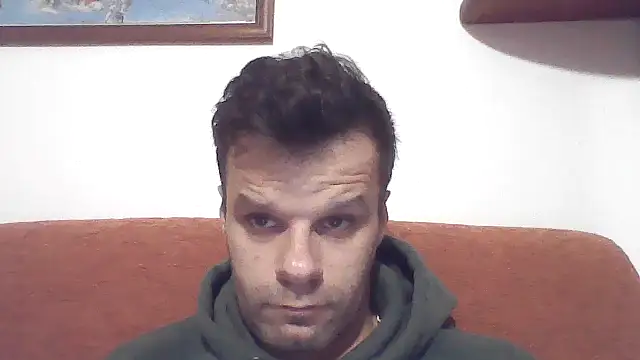 Snapshot of FROCETTO93 chatting on December 21, 2025, 3:47 pm FROCETTO93 online show from December 21, 2025, 3:47 pm