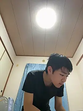 suzaku1229 online show from April 22, 2026, 10:22 am