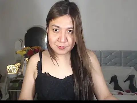 stellahugeX online show from November 16, 2025, 3:55 am