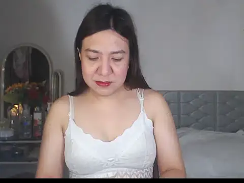 Snapshot of stellahugeX chatting on January 9, 2026, 4:47 pm stellahugeX online show from January 9, 2026, 4:47 pm