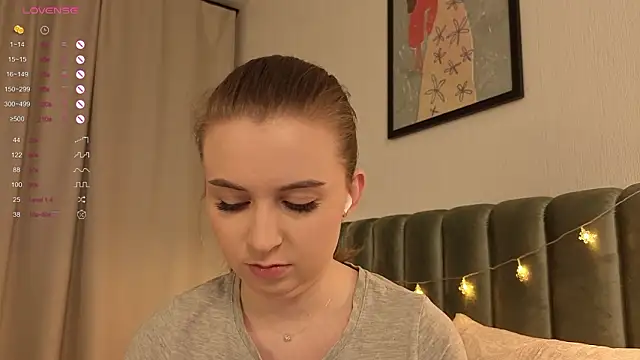 FlexiPixie online show from February 15, 2026, 2:49 pm