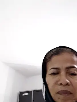 Merybeks online show from November 11, 2025, 10:32 am