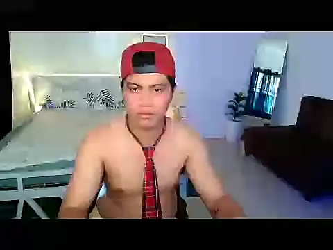 Snapshot of Lowel_Smith chatting on February 27, 2026, 11:26 pm Lowel Smith online show from February 27, 2026, 11:26 pm