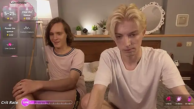 fiachand online show from September 28, 2025, 11:12 pm