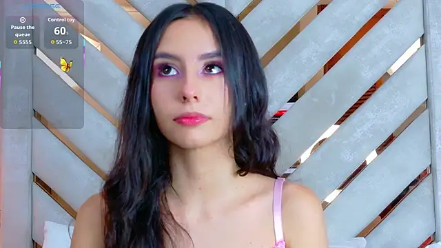 Sarah-Grace online show from December 23, 2025, 1:05 am