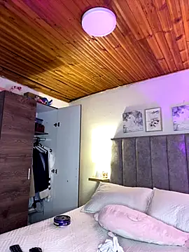 Snapshot of juliana-mancini chatting on September 25, 2025, 9:32 pm juliana-mancini online show from September 25, 2025, 9:32 pm