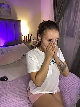 juliana-mancini online show from March 23, 2026, 10:04 am