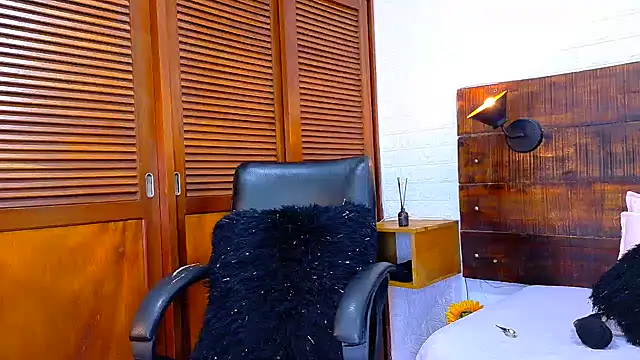 ALANNFERRER online show from October 23, 2025, 9:52 am