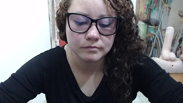 greeneyes nurse online show from December 18, 2025, 6:23 pm