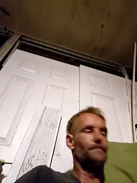 Hungwell1515 online show from February 22, 2026, 5:54 am