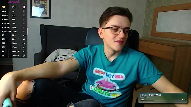 FelixStarkk online show from December 23, 2025, 8:24 am