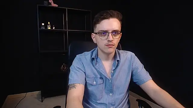 FelixStarkk online show from May 17, 2026, 5:51 am