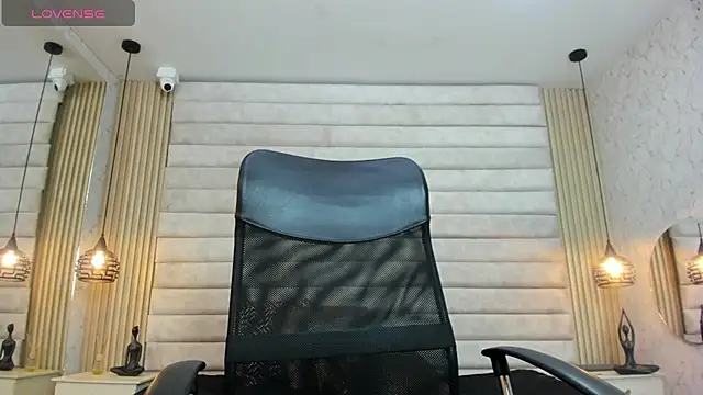 Snapshot of keytinthomson_ chatting on February 14, 2026, 7:47 pm keytinthomson online show from February 14, 2026, 7:47 pm