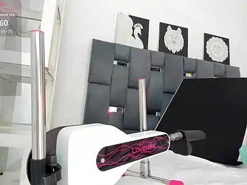 MafeStar777 online show from February 12, 2026, 3:56 pm