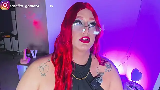 Sweetveronik 44 online show from March 25, 2026, 7:19 am